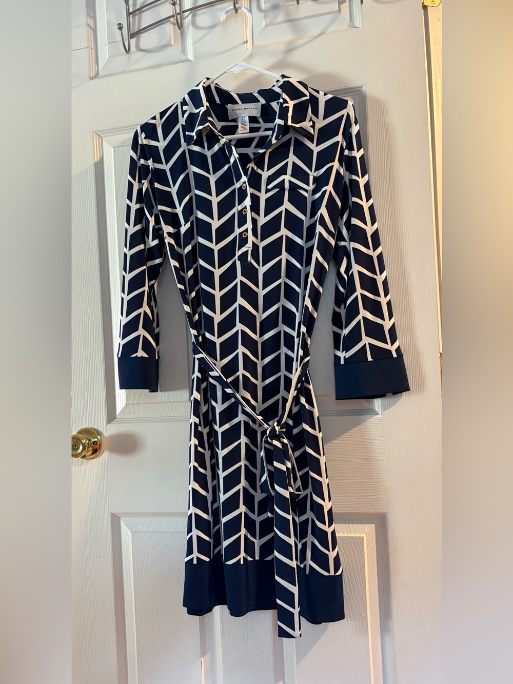 Donna Morgan Navy and White Geometric Long-Sleeve Wrap Dress